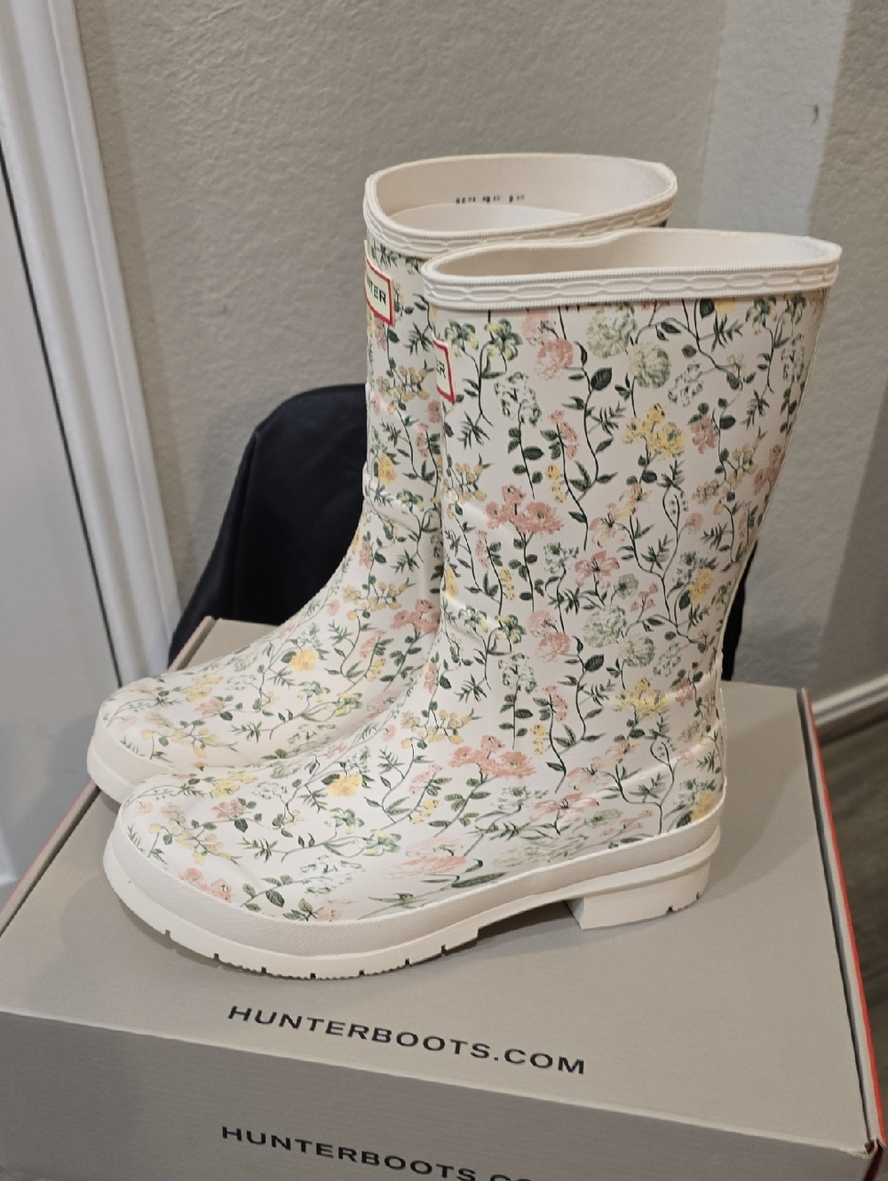 Hunter White Floral Rain Boots - Picture 5 of 8